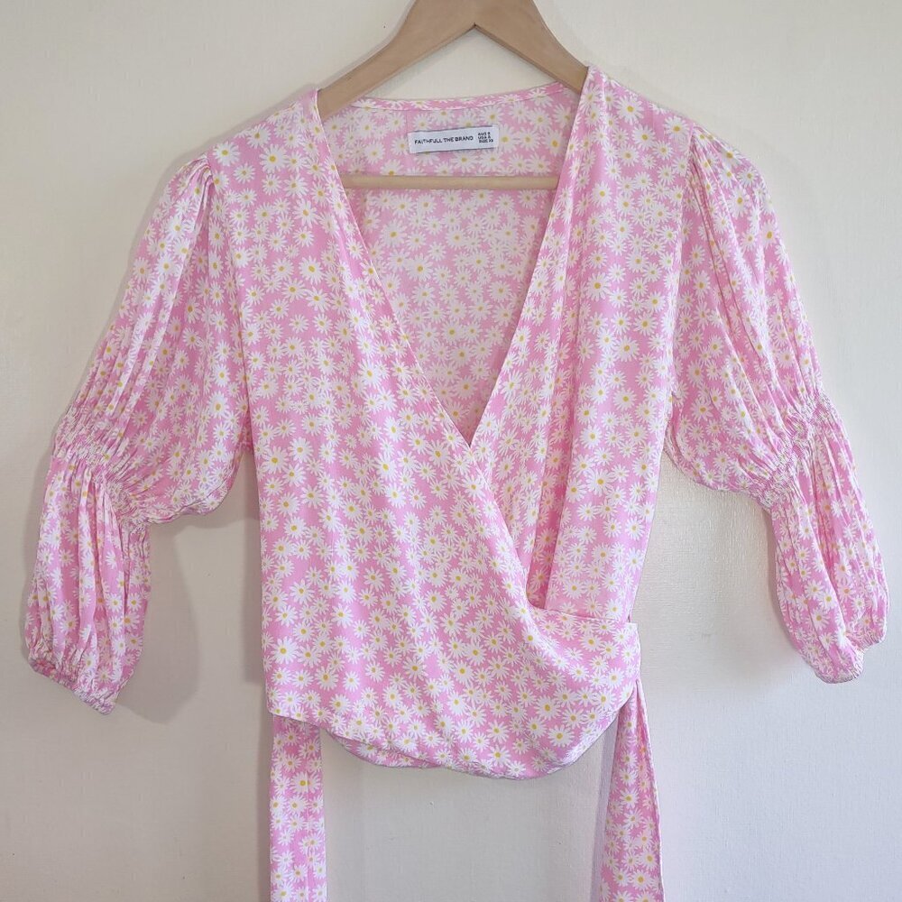 🌸 Faithfull The Brand Bisset Pink Daisy Floral Crop Top  Size XS - 2 - Picture 5 of 12